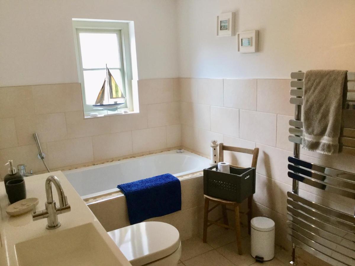 Horsemans Close Kingsbridge  Ngoại thất bức ảnh