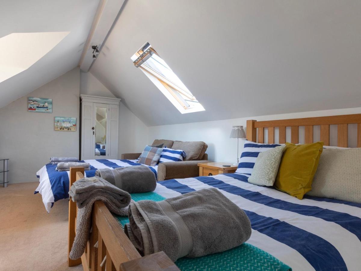Horsemans Close Kingsbridge  Ngoại thất bức ảnh