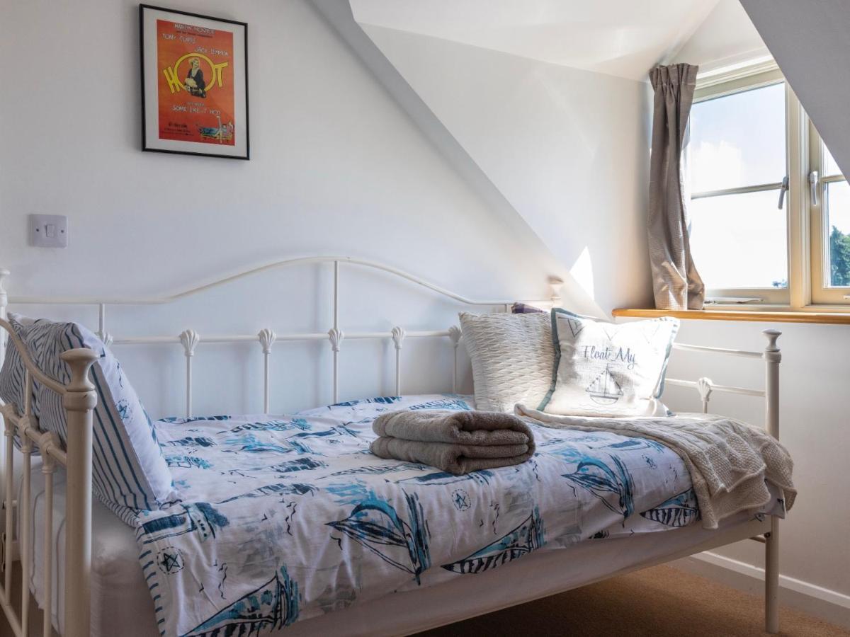 Horsemans Close Kingsbridge  Ngoại thất bức ảnh